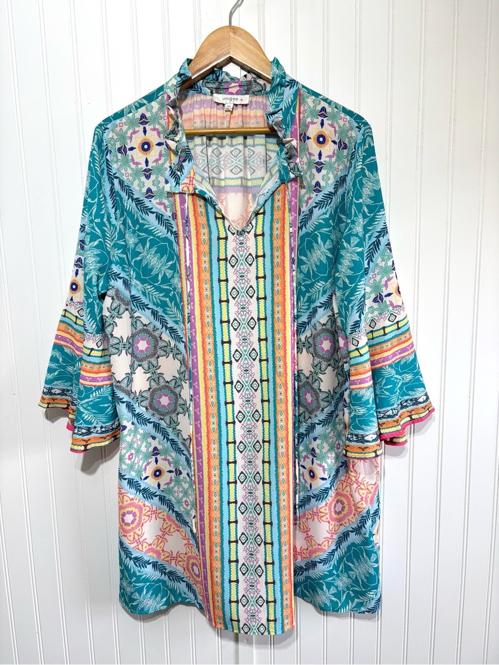 Umgee Boho Mixed Print Ruffle Bell Sleeve Tunic Top Cover Up Size 1XL - Picture 3 of 13